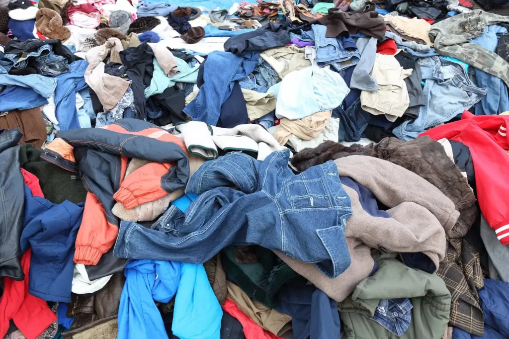 Eco-Friendly Clothing Brands You’ll Love 25 Clothing Waste in Landfills